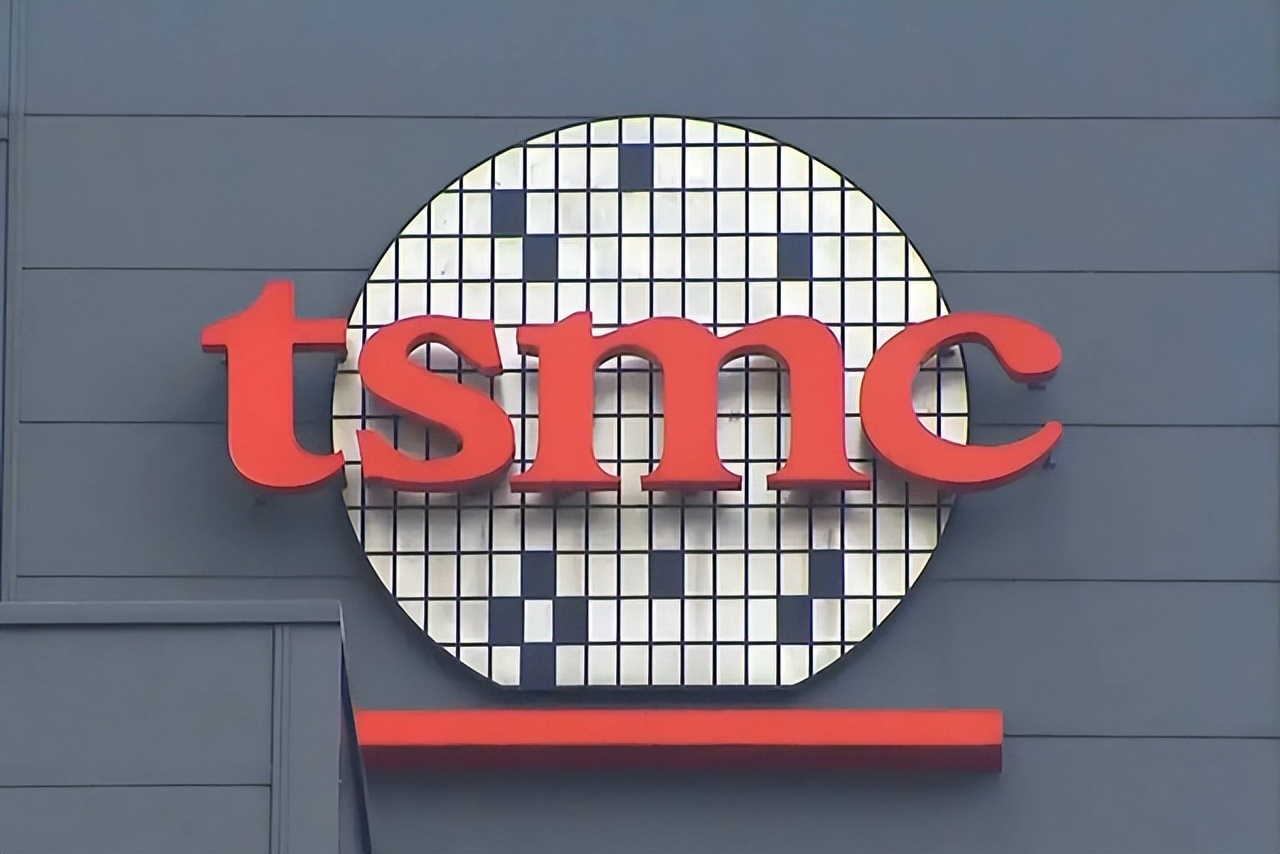 台積(ji)電真的慌了，它(tā)可能真的要求(qiu)助于中國芯片(piàn)了