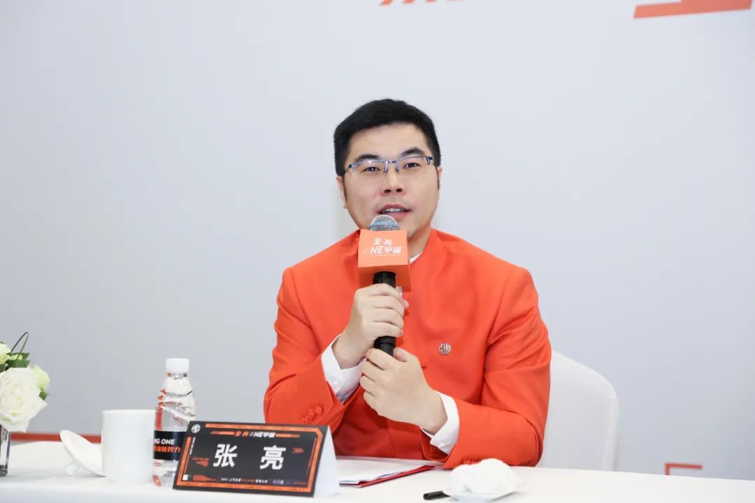 讓更多(duo)的年輕人享受前(qián)沿科技，MG ONE的護城河(he)非常深