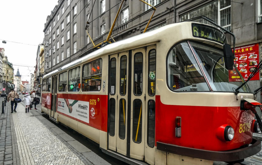 “不該哄(hong)擡價格(ge)的”，中企(qi)自研高(gāo)鐵軸承(chéng)後，美歐(ou)沒辦法(fǎ)卡脖子(zǐ)了